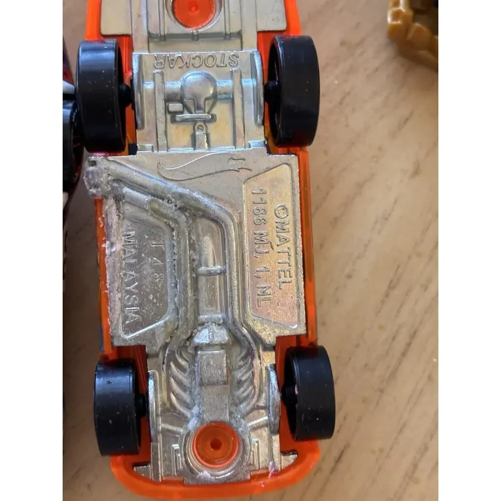 4 Hot Wheels EL SEGUNDO COUPE 68 Netflix 18 Mid Mill Hotweiler Mega Bite Loose
